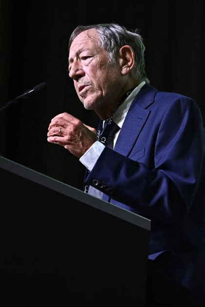 <figcaption>Irwin Cotler, former Special Envoy on Preserving Holocaust Remembrance and Combatting Antisemitism, speaks as he is recognized for his work at the Antisemitism: Face It, Fight It conference in Ottawa. Photo: The Canadian Press/Justin Tang</figcaption>